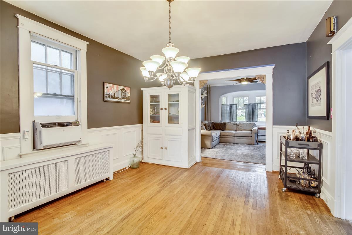5313 Wendley Road Baltimore, MD 21229 - Photo 17 of 37 Dining room off Living room