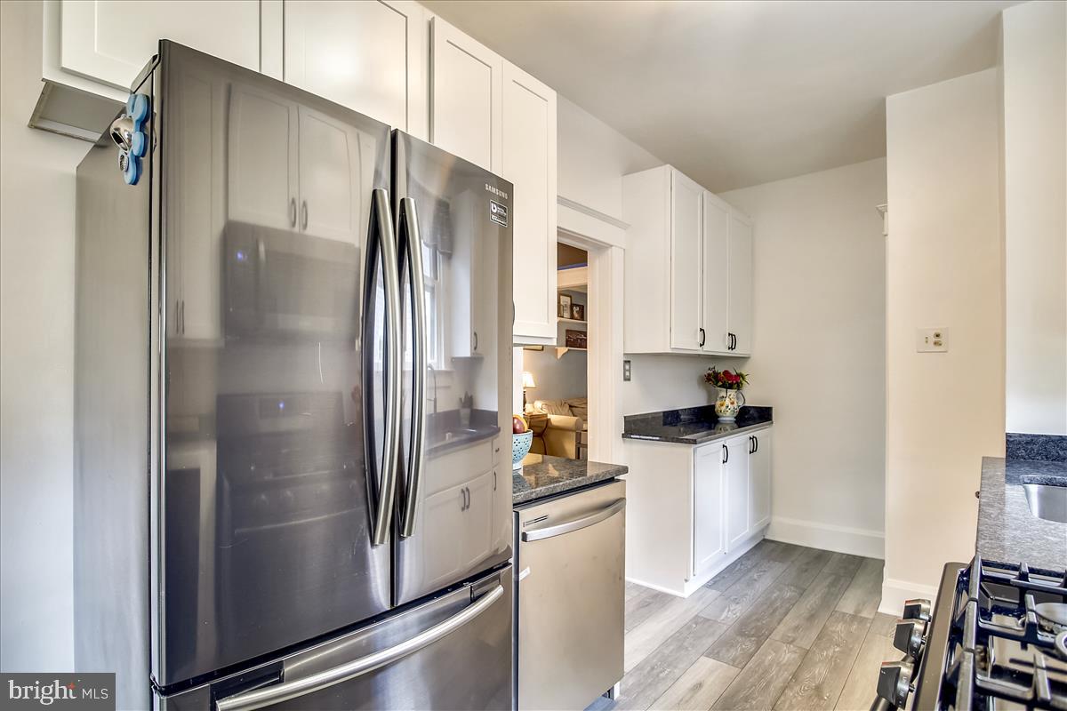 5313 Wendley Road Baltimore, MD 21229 - Photo 22 of 37 Newer Stainless appliances - DW brand new