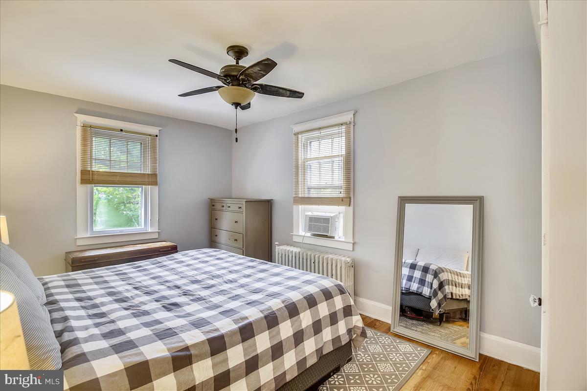 5313 Wendley Road Baltimore, MD 21229 - Photo 25 of 37 Owner's bedroom