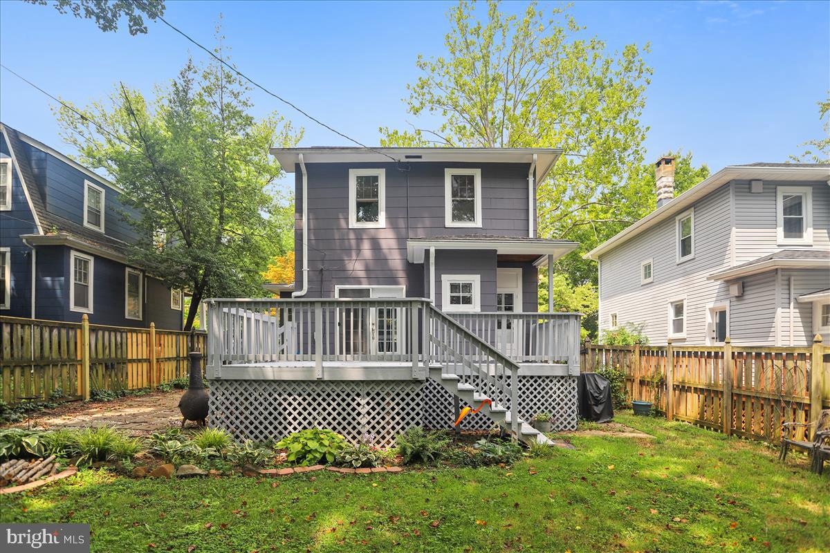 5313 Wendley Road Baltimore, MD 21229 - Photo 8 of 37 Entertain and grill with plenty of room to spare