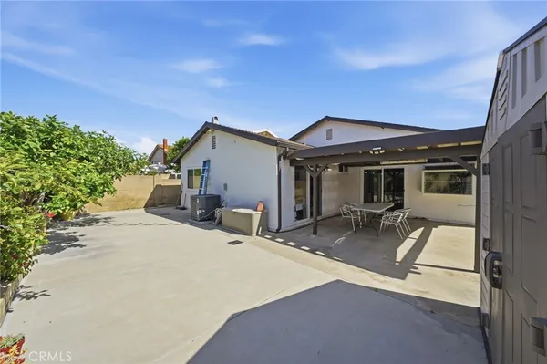 $1,150,000 | 13557 Semora Place, Cerritos, CA 90703