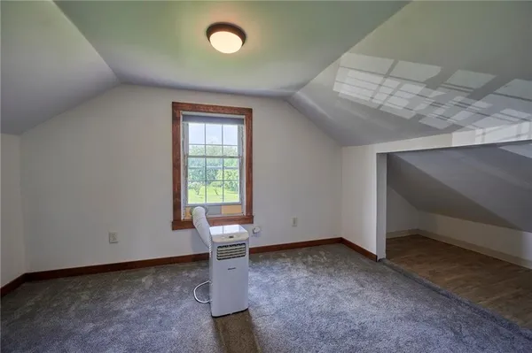 a view of livingroom with furniture
