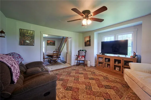 $199,000 | 439 Fort Cherry Road, Hickory, PA 15340