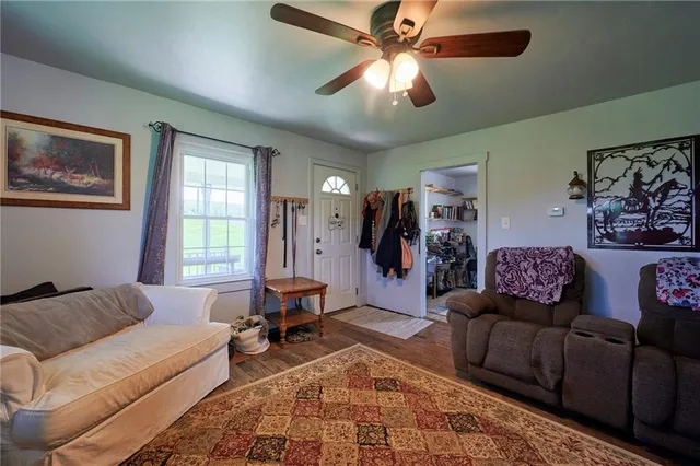 $199,000 | 439 Fort Cherry Road, Hickory, PA 15340