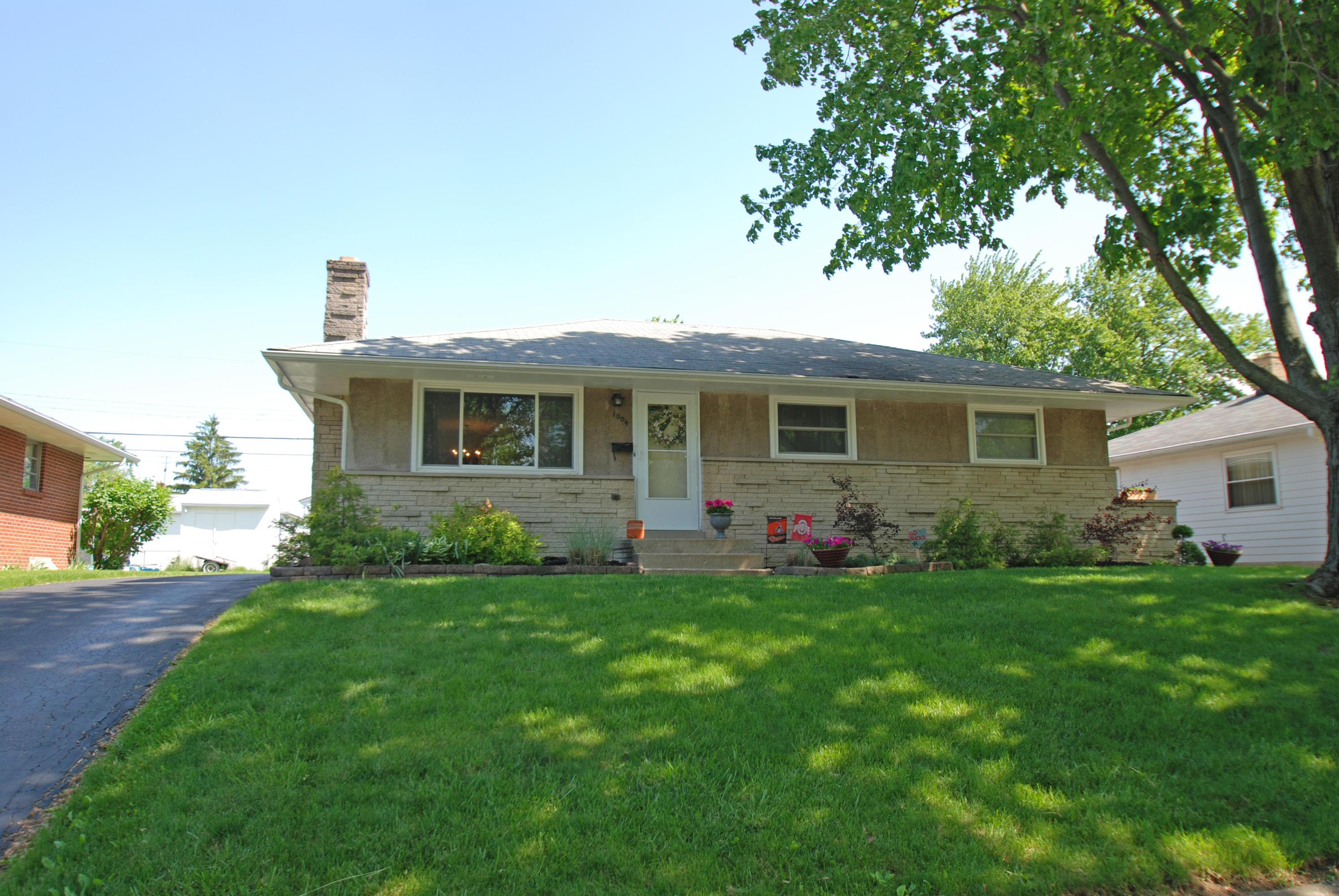 1004 Wetmore Road Columbus, OH 43224 - Photo 1 of 18 Gallery Image 1