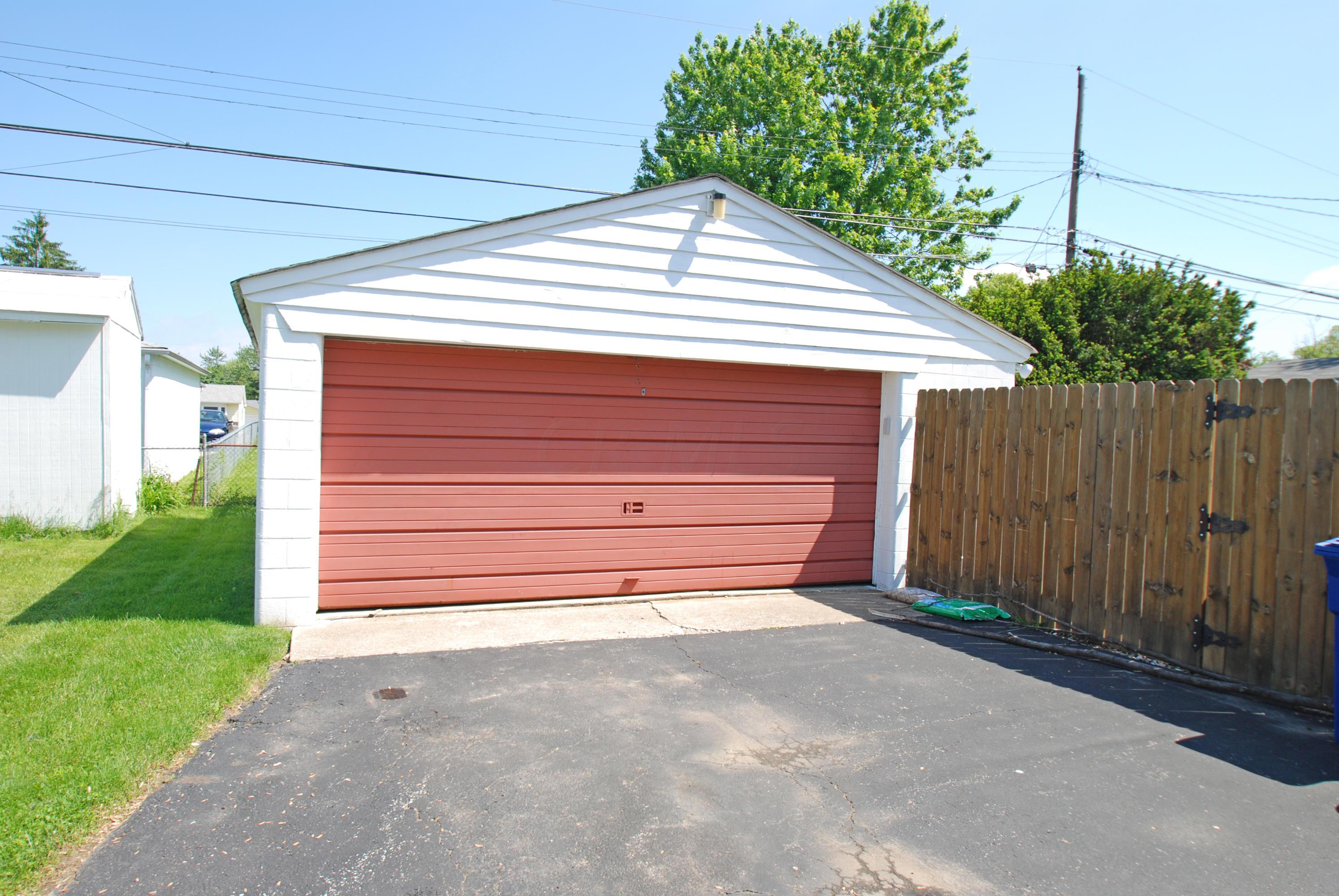 1004 Wetmore Road Columbus, OH 43224 - Photo 17 of 18 Gallery Image 17