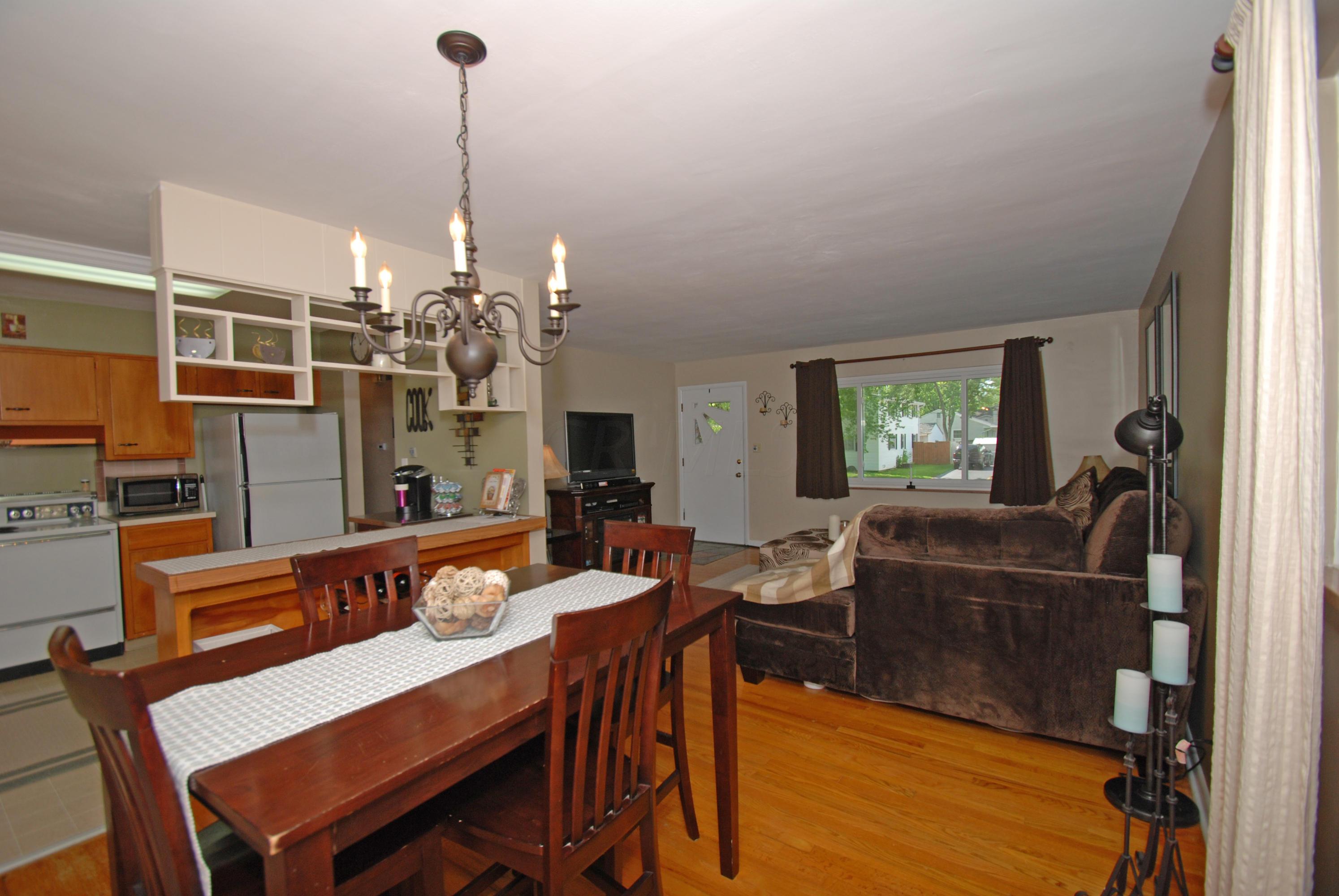 1004 Wetmore Road Columbus, OH 43224 - Photo 4 of 18 Gallery Image 4