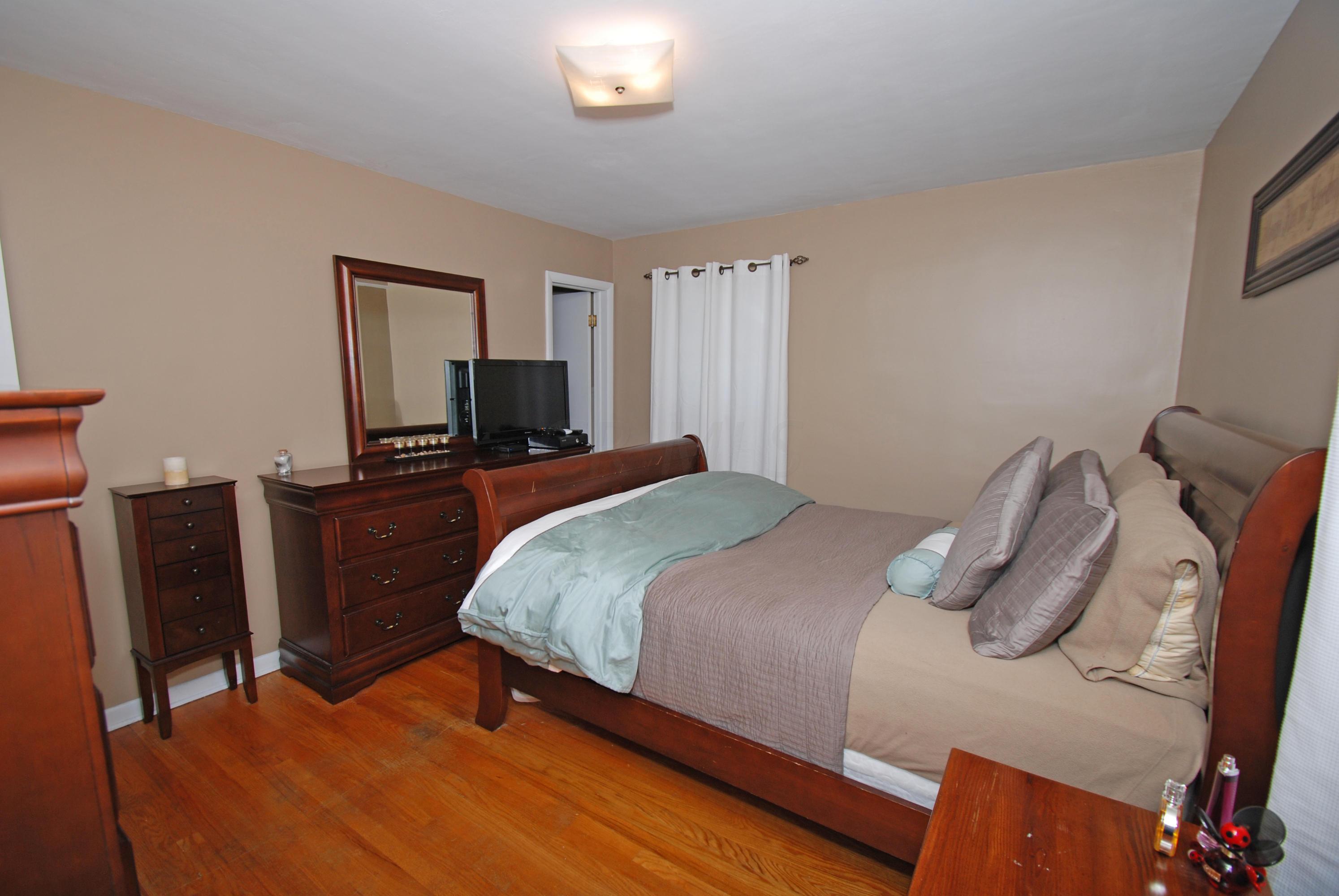 1004 Wetmore Road Columbus, OH 43224 - Photo 7 of 18 Gallery Image 7