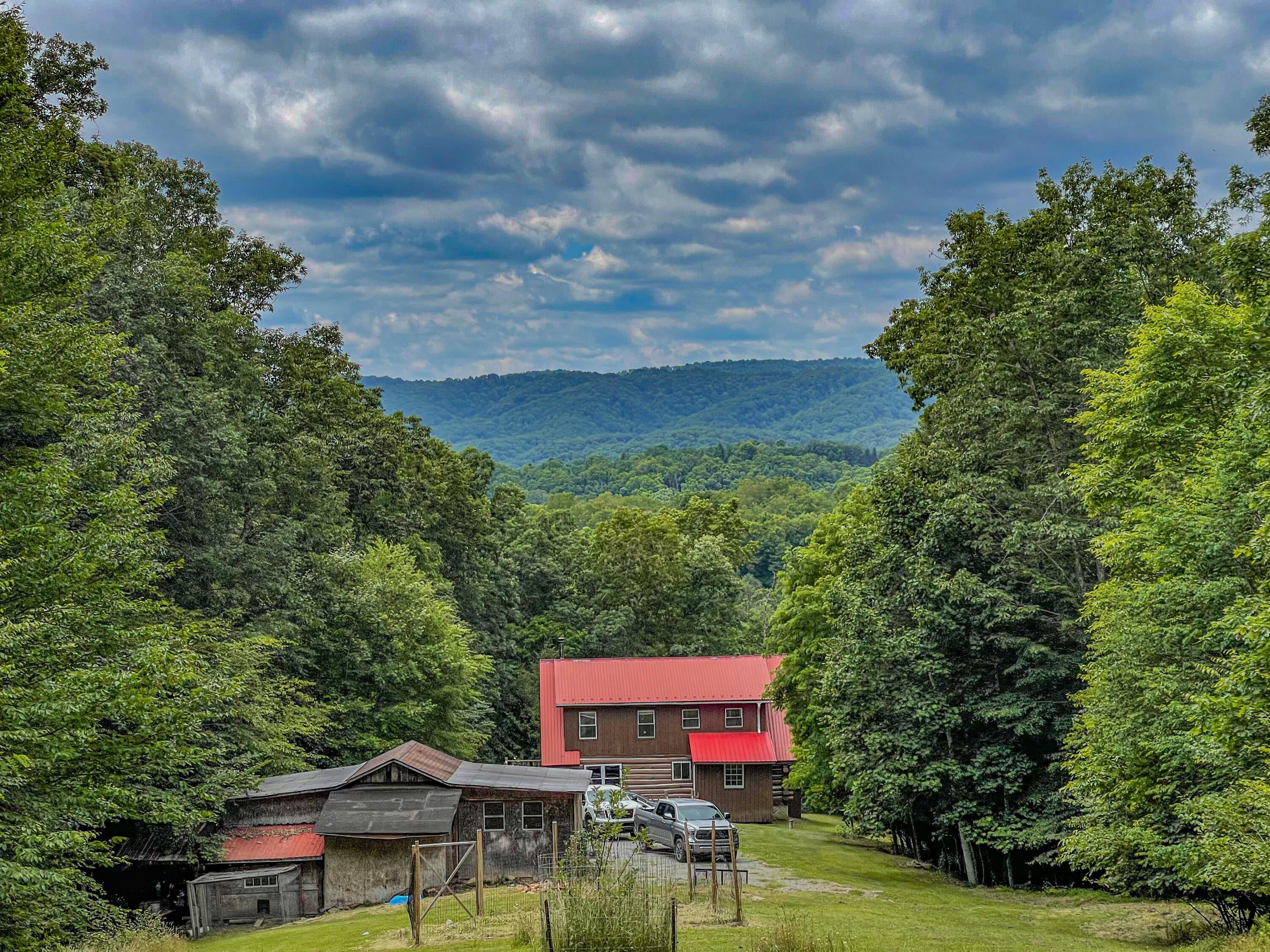 530 Fox Trail Road Crawley, WV 24931 - Photo 4 of 62 Gallery Image 4
