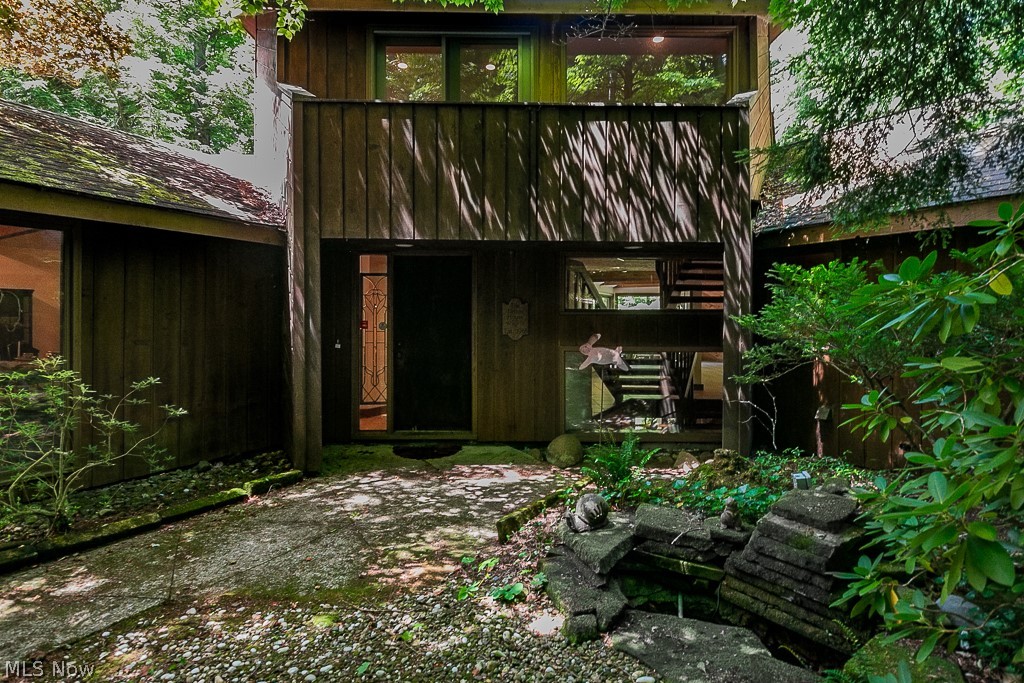13530 Heath Road Novelty, OH 44072 - Photo 1 of 35 Gallery Image 1