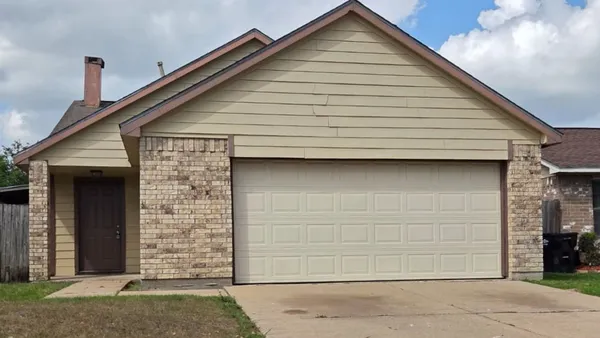 $1,595 | 19938 Laurel Trail Drive, Cypress, TX 77433