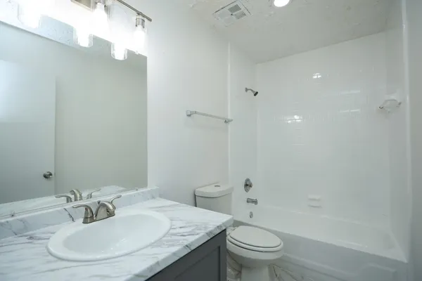 $1,595 | 19938 Laurel Trail Drive, Cypress, TX 77433