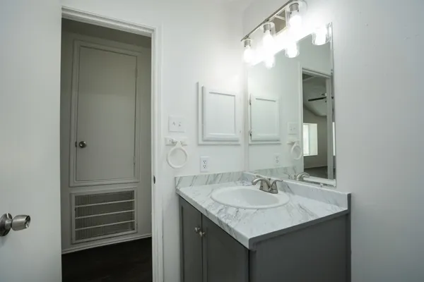 $1,595 | 19938 Laurel Trail Drive, Cypress, TX 77433