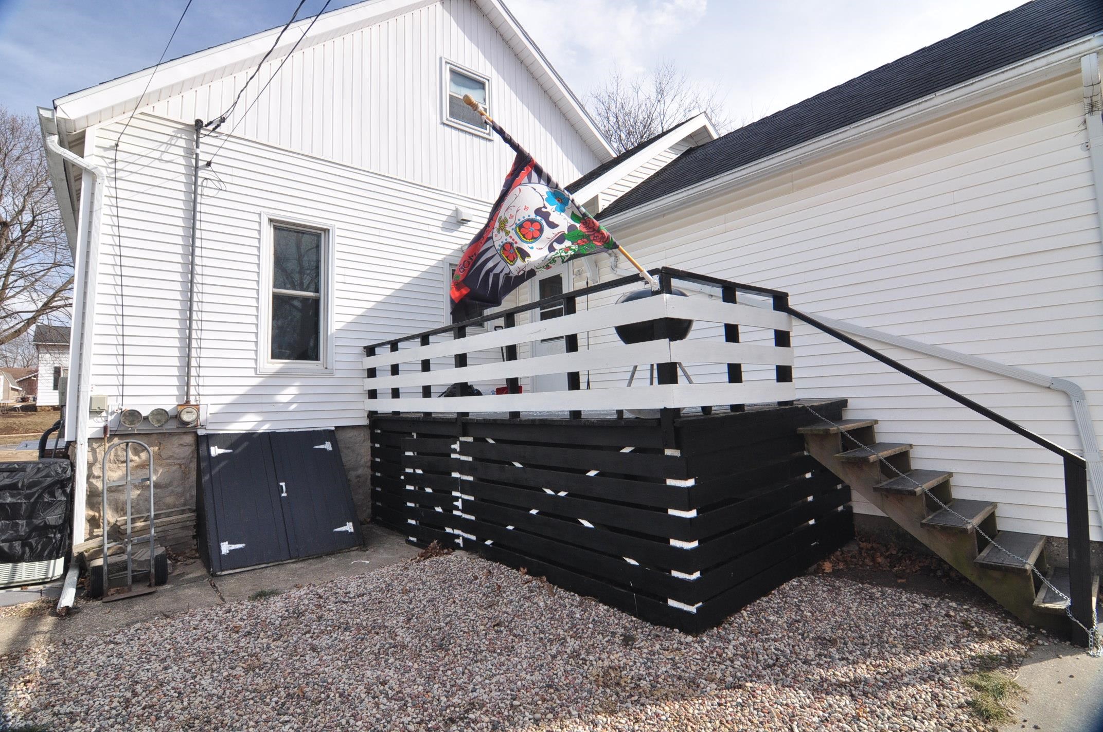 609 17th Avenue Monroe, WI 53566 - Photo 11 of 29