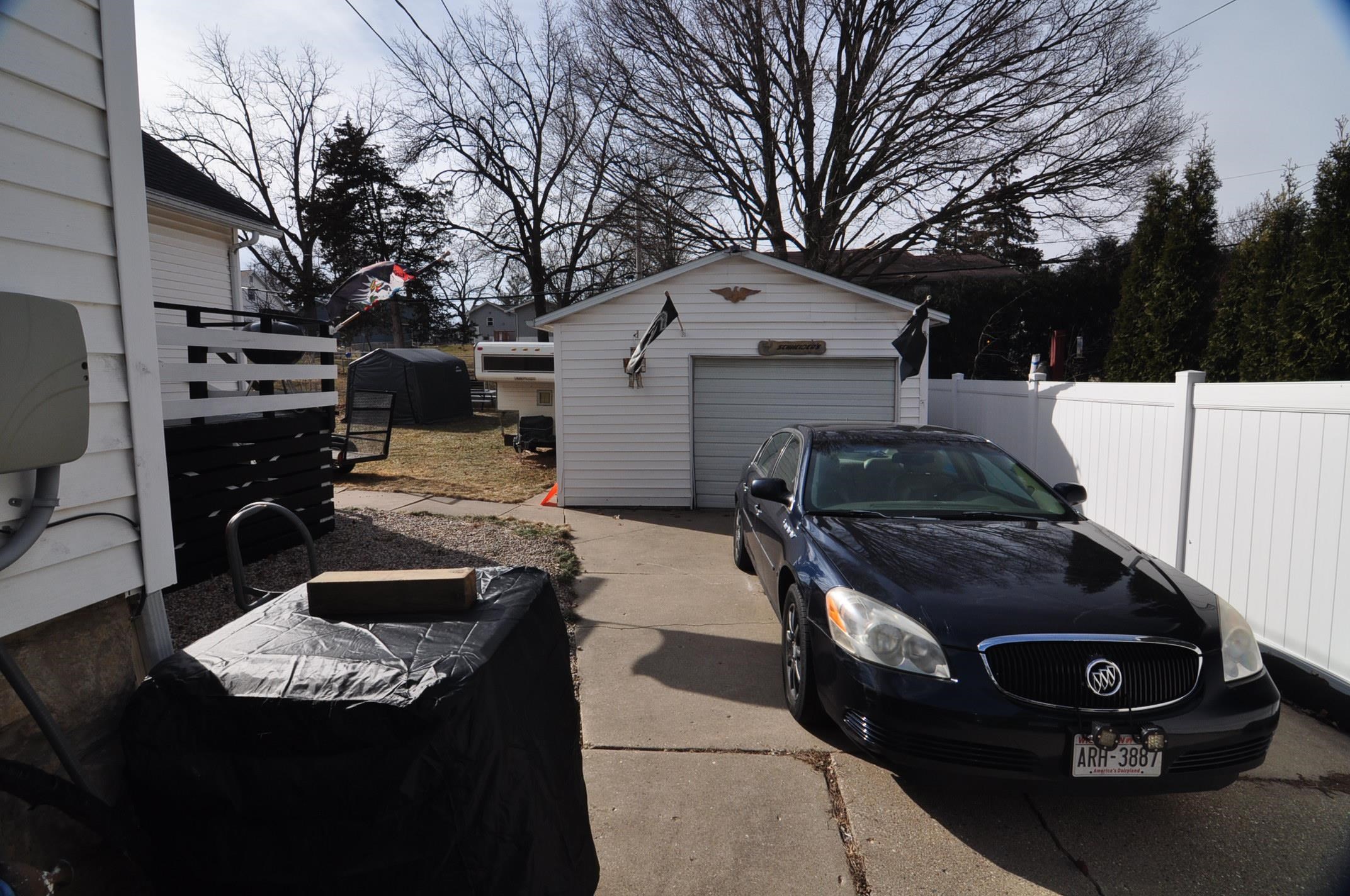 609 17th Avenue Monroe, WI 53566 - Photo 10 of 29