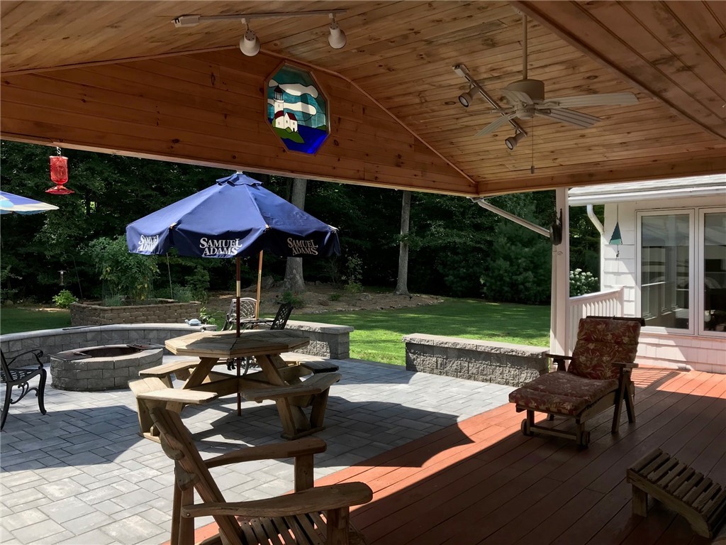 4 Briarwood Road Lincoln, RI 02865 - Photo 12 of 45 Gallery Image 12
