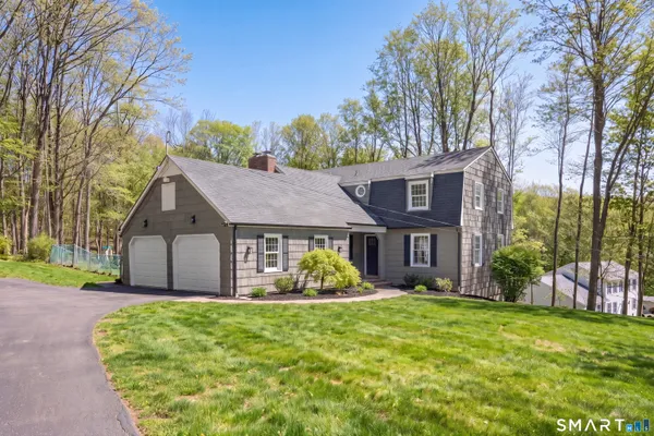 $899,900 | 34 Lindencrest Drive, Danbury, CT 06811