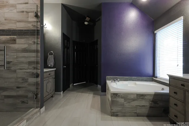 a view of walk in closet