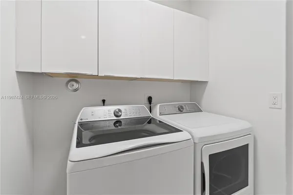 $4,800 | 6432 Northwest 104th Court, Doral, FL 33178