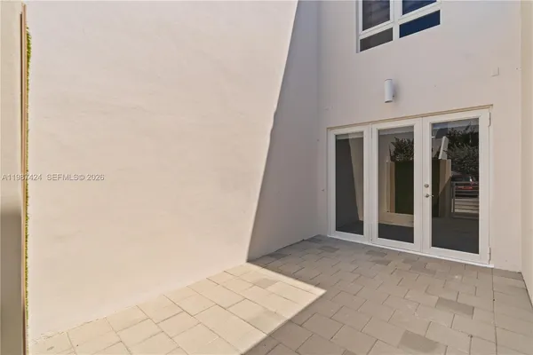 $4,800 | 6432 Northwest 104th Court, Doral, FL 33178