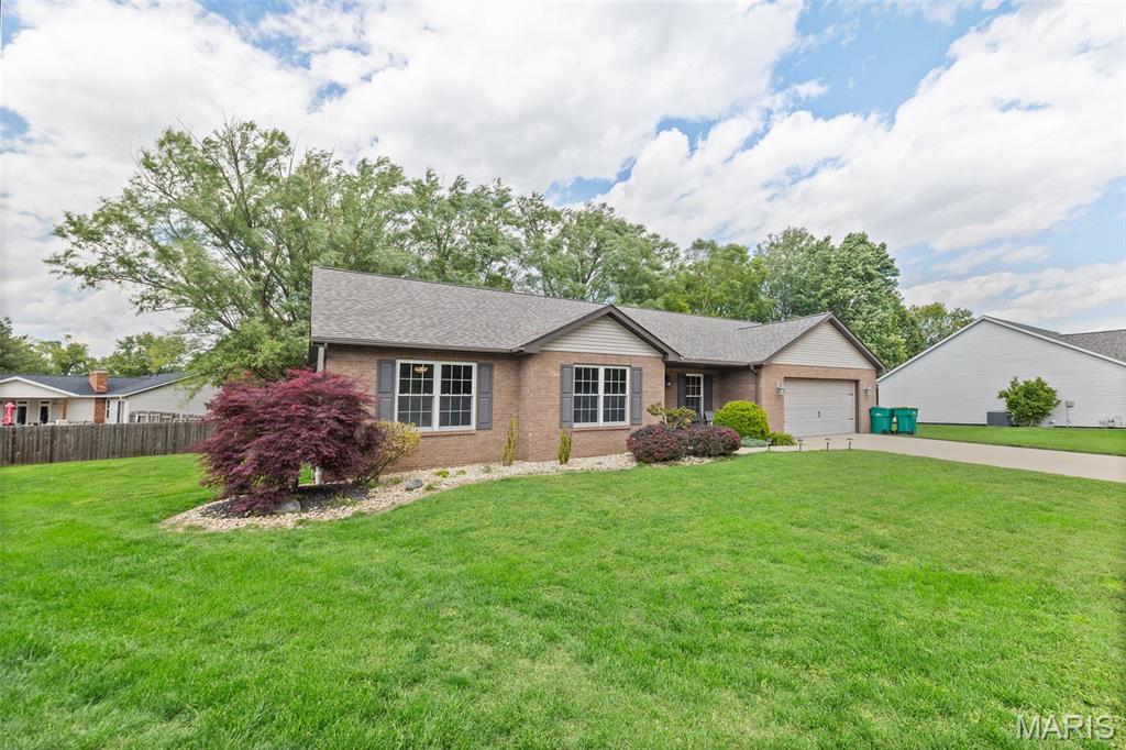 612 Wheatfield Road O'Fallon, IL 62269 - Photo 3 of 47