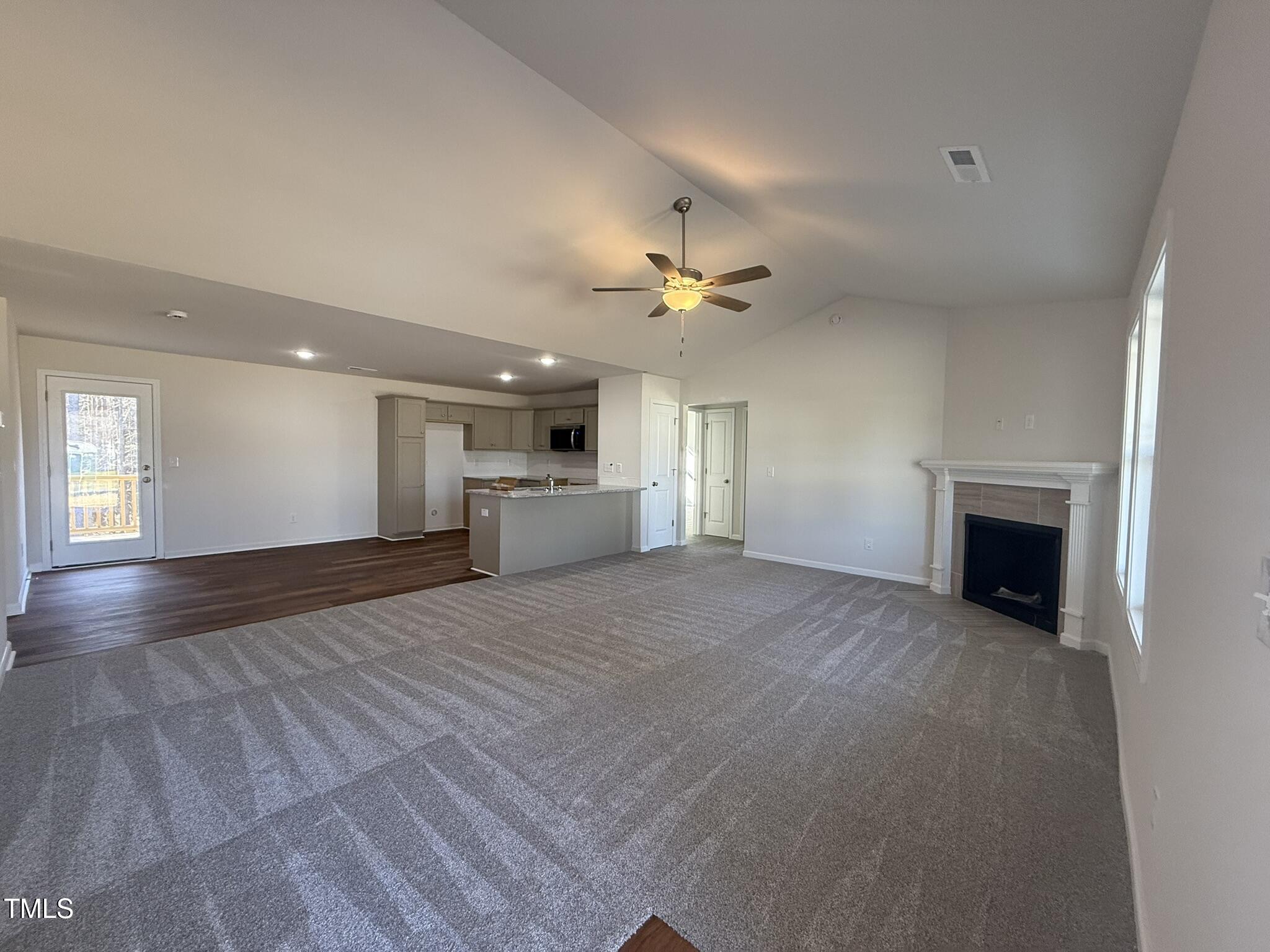 275 Magnolia Run Way Benson, NC 27504 - Photo 4 of 15 IMG_4215