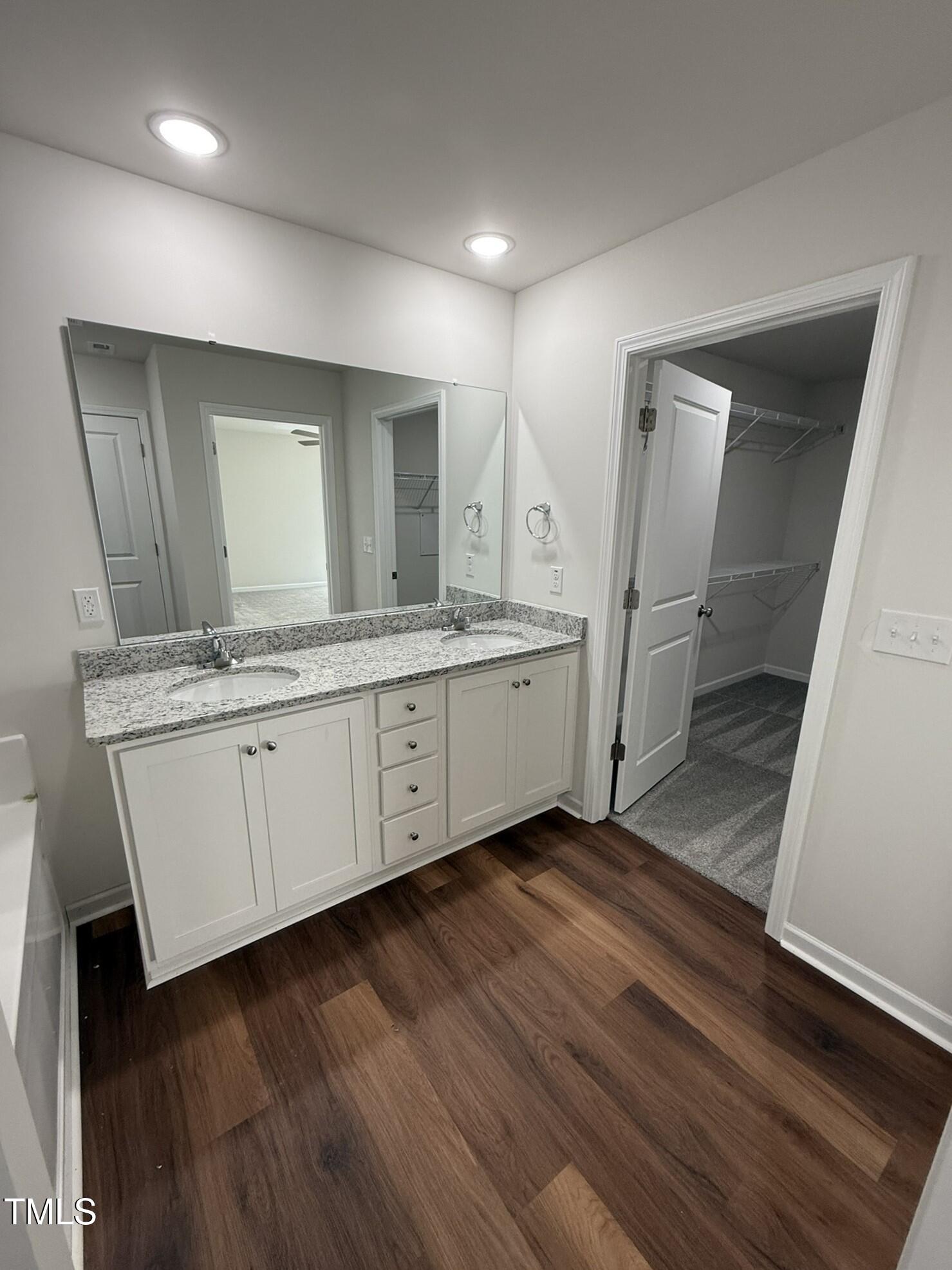 275 Magnolia Run Way Benson, NC 27504 - Photo 9 of 15 IMG_4222