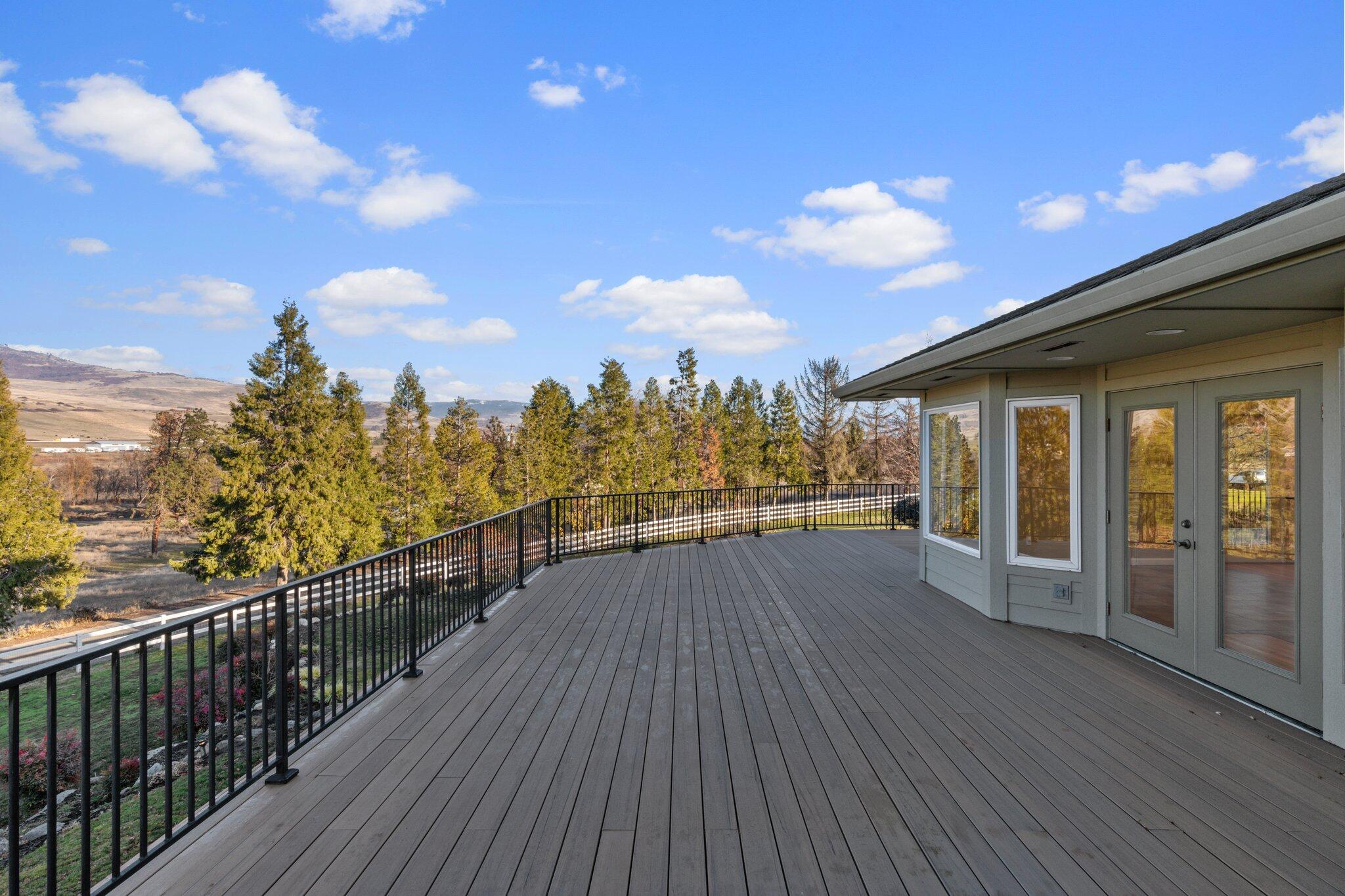 1501 Jackson Road Ashland, OR 97520 - Photo 47 of 61 17-web-or-mls-WCIL5370