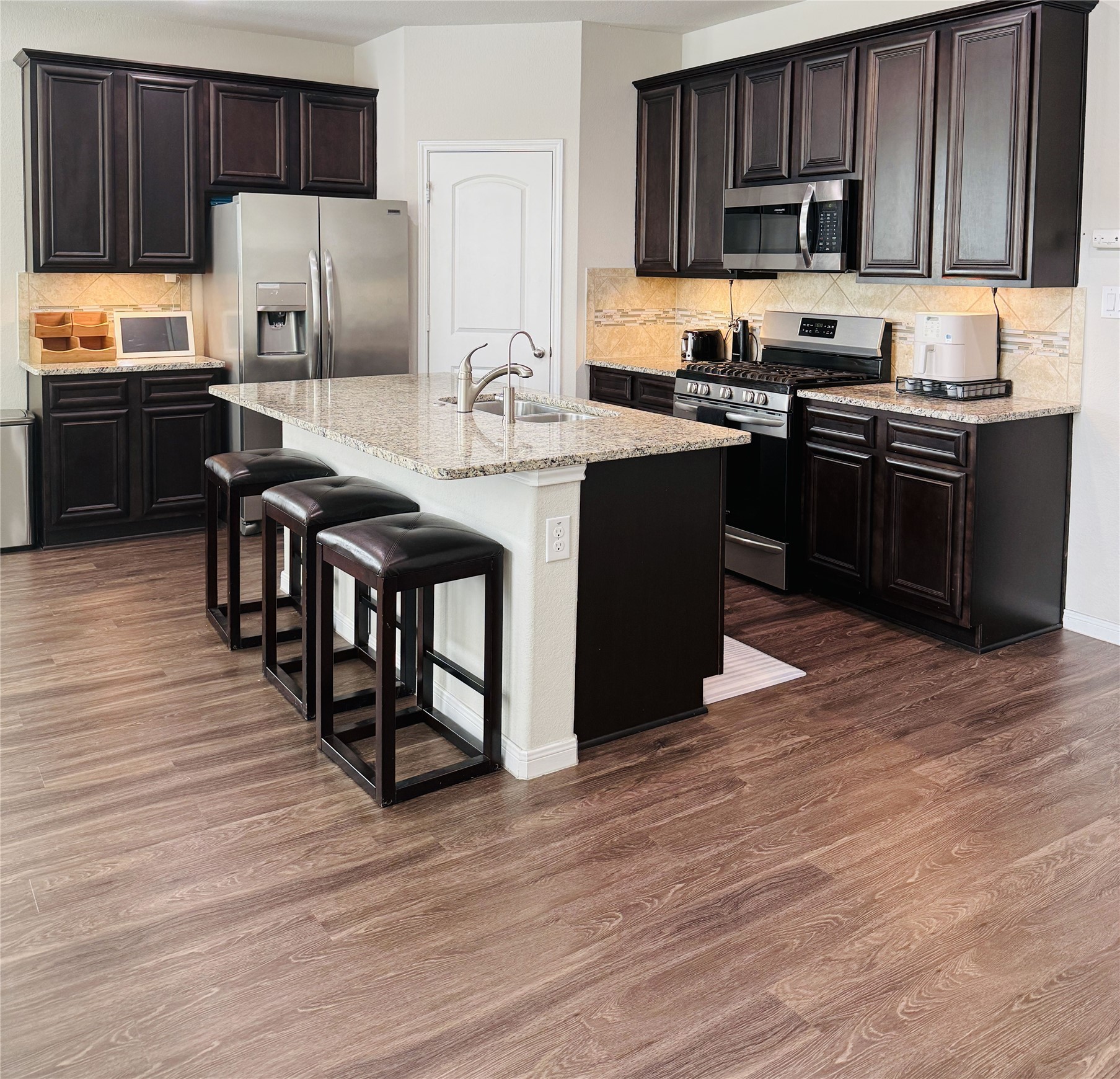 14227 Irvine Rnch Trail Conroe, TX 77384 - Photo 8 of 25