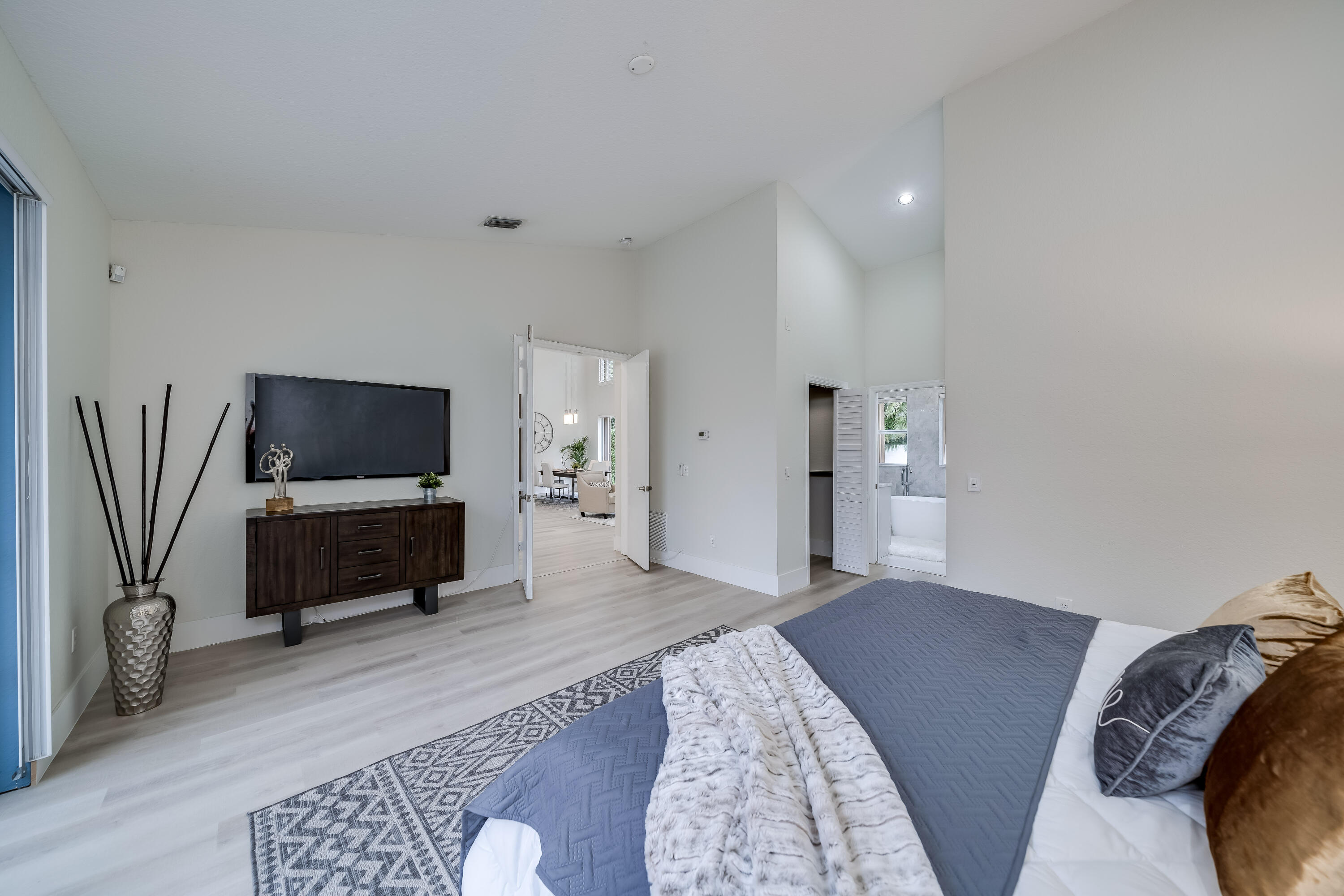 4352 Northwest 29th Way Boca Raton, FL 33434 - Photo 24 of 86 DSC03031int