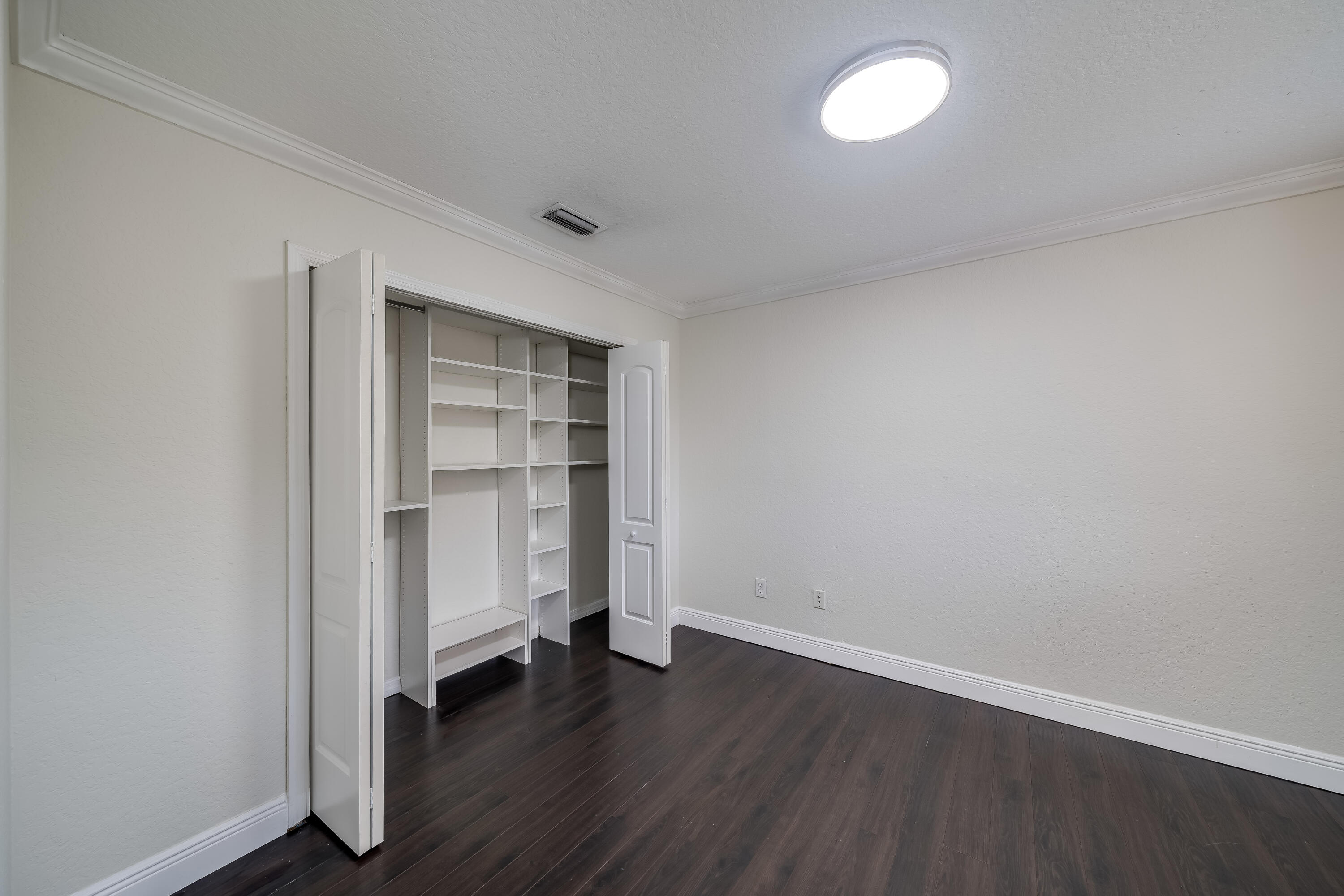 4352 Northwest 29th Way Boca Raton, FL 33434 - Photo 39 of 86 DSC03505int
