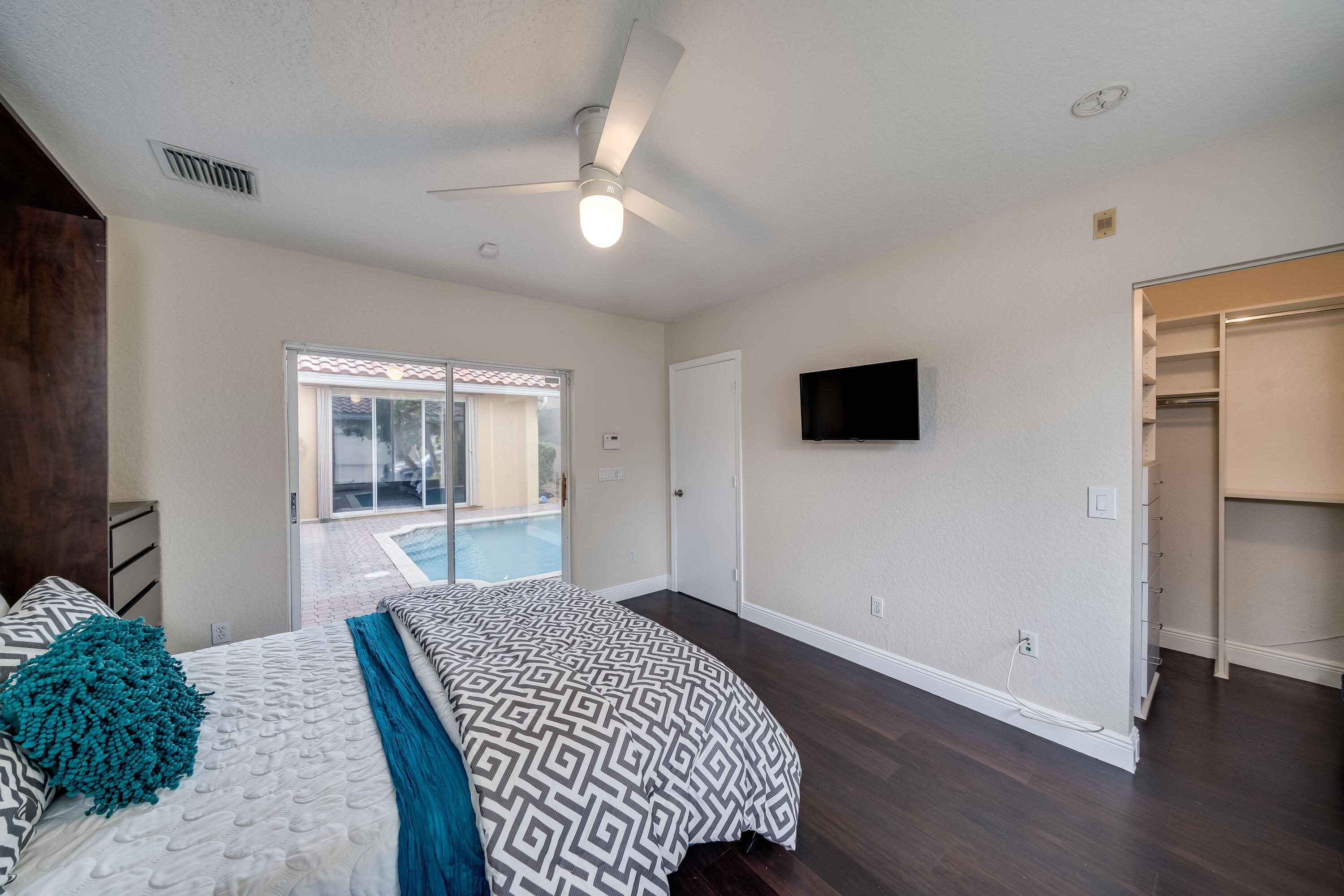 4352 Northwest 29th Way Boca Raton, FL 33434 - Photo 55 of 86 DSC03217int