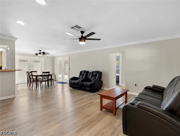 $379,900 | 8848 Fordham Street, Fort Myers, FL 33907