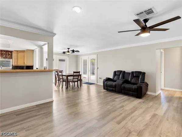 $379,900 | 8848 Fordham Street, Fort Myers, FL 33907