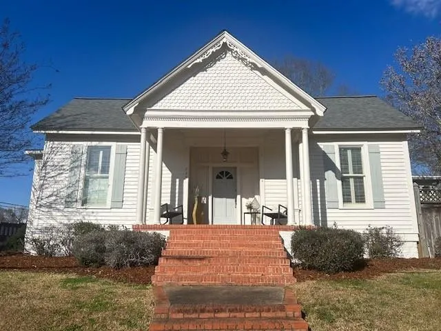 $469,000 | 228 West Chippewa Street, Brookhaven, MS 39601