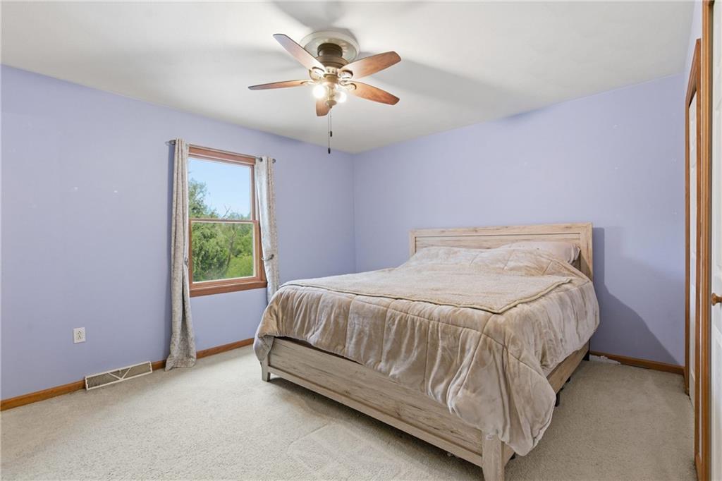 72 4th Street Irwin, PA 15642 - Photo 13 of 34