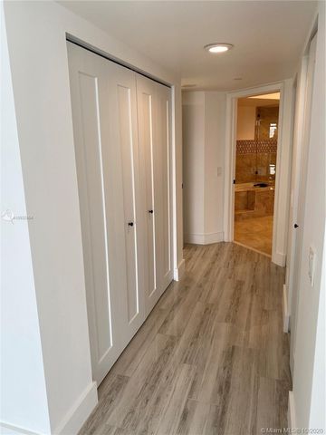 $490,000 | 21205 Yacht Club Drive, Unit 1808, Aventura, FL 33180