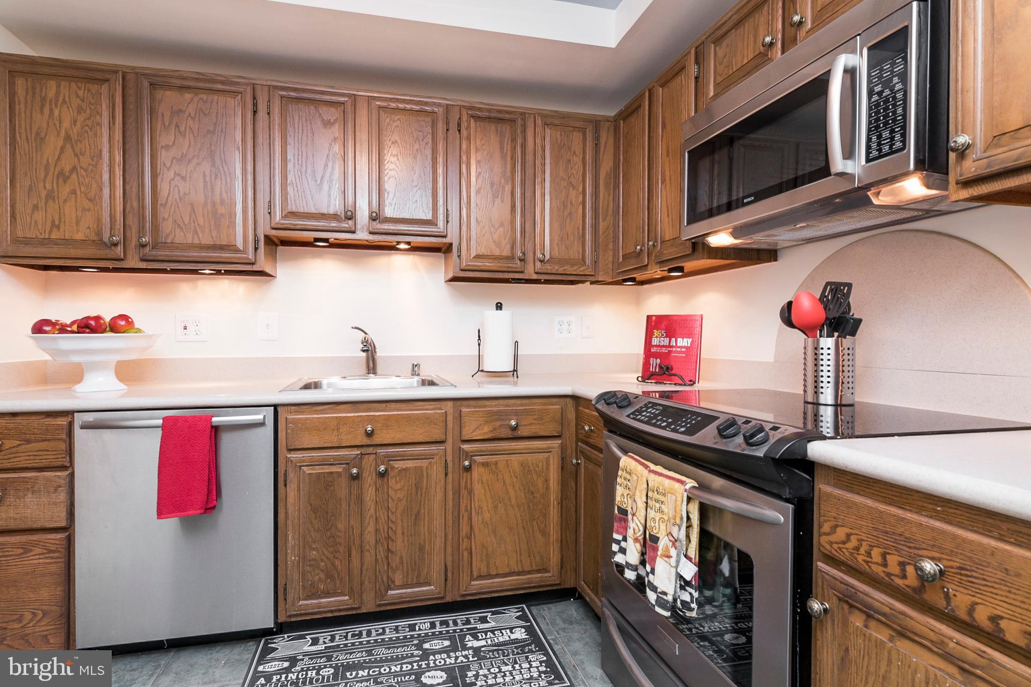 10006 Stedwick Road, Unit 203 Gaithersburg, MD 20886 - Photo 2 of 25 Gallery Image 2