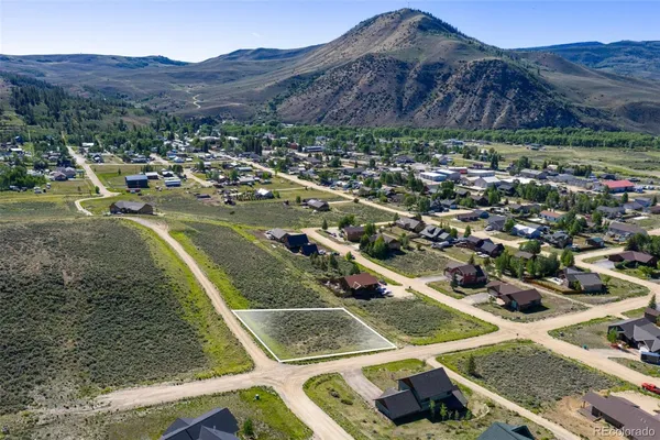 a view of outdoor space and city view