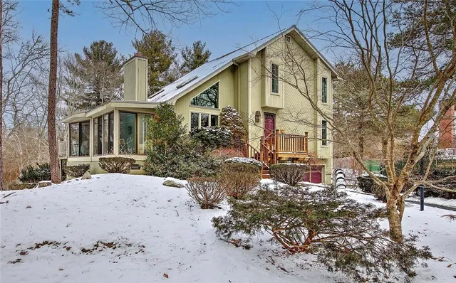 $819,900 | 41 Riverview Drive, Westport, MA 02790