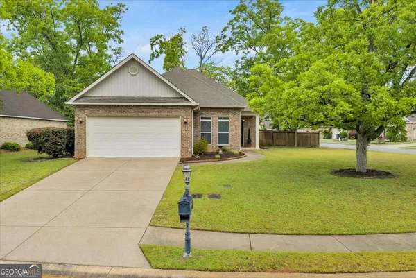 $269,900 | 200 Greythorne Drive, Kathleen, GA 31047