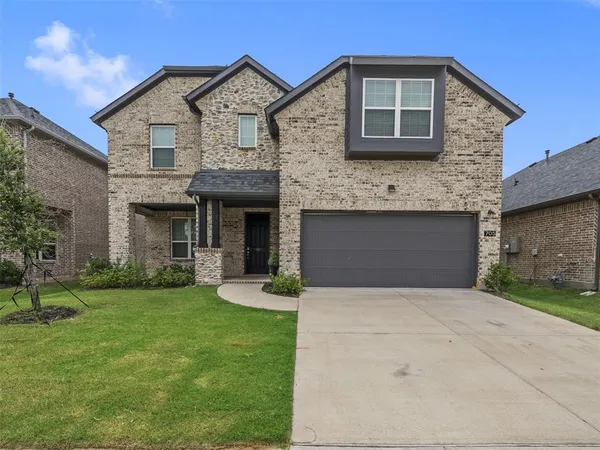 $2,450 | 705 Parrino Parkway, Princeton, TX 75407