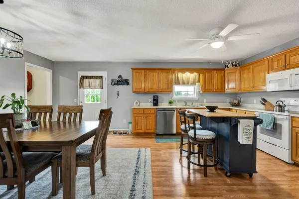 $279,900 | 49 Brandon Lane, Chatsworth, GA 30705