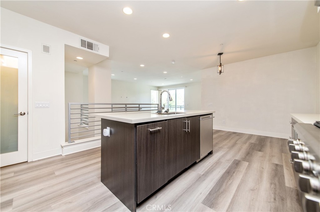 120 Rockefeller Irvine, CA 92612 - Photo 14 of 29 Gallery Image 14