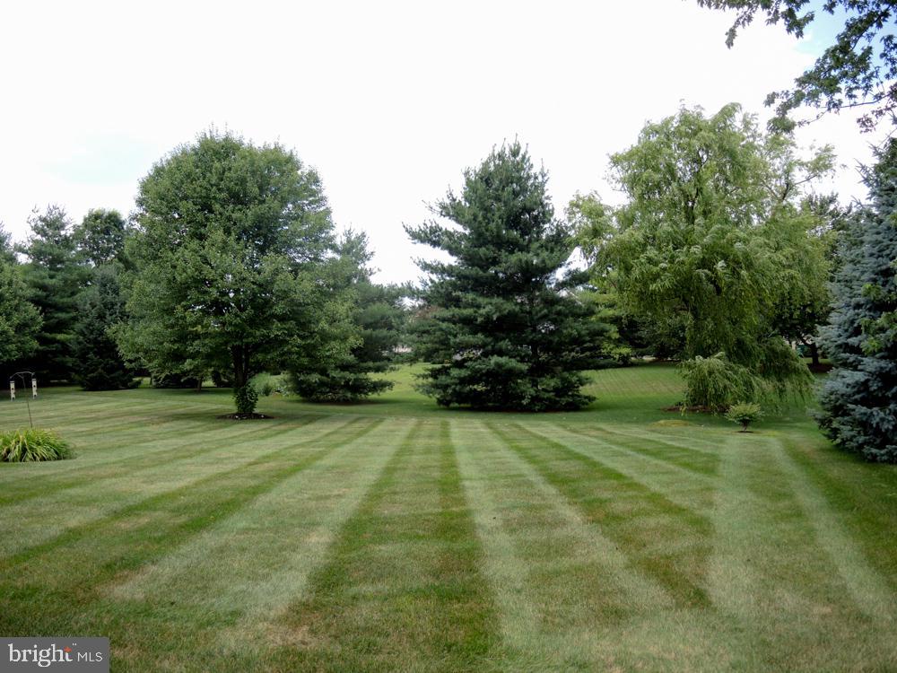 248 Koser Road Lititz, PA 17543 - Photo 2 of 19
