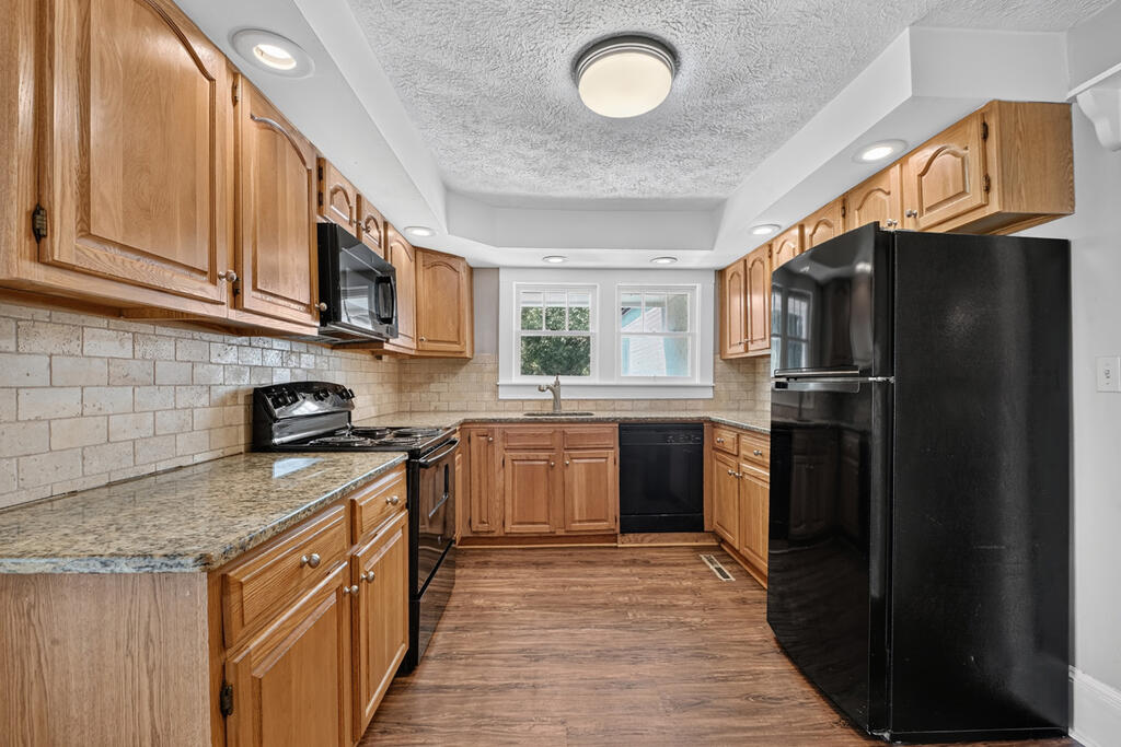 109 La Vista Drive Blue Ridge, GA 30513 - Photo 10 of 32 Gallery Image 10