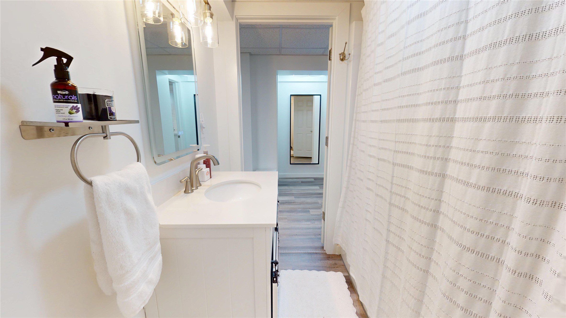 632 Algeria Road Erie, PA 16505 - Photo 25 of 42 Lower Level Full Bath - 7' x 6'