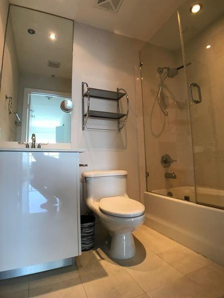 60 Southwest 13th Street, Unit 4801 Miami, FL 33130 - Photo 12 of 15 Photo 12