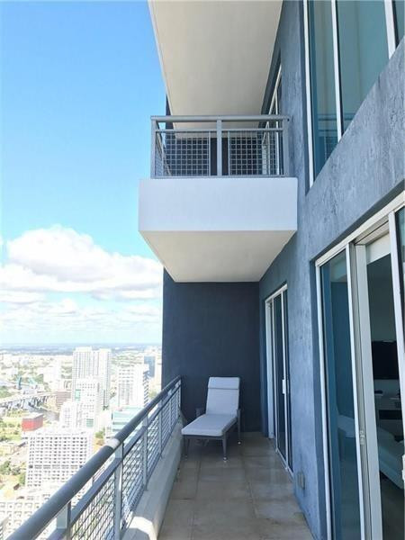 60 Southwest 13th Street, Unit 4801 Miami, FL 33130 - Photo 10 of 15 Photo 10