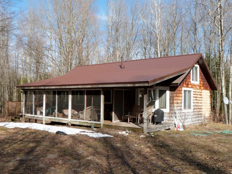 14524 Springdale Road Thompsonville, MI 49683 - Photo 34 of 54 1812798-33.JPG